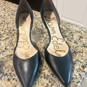 Sam Edelman Black Pointed Toe Heels